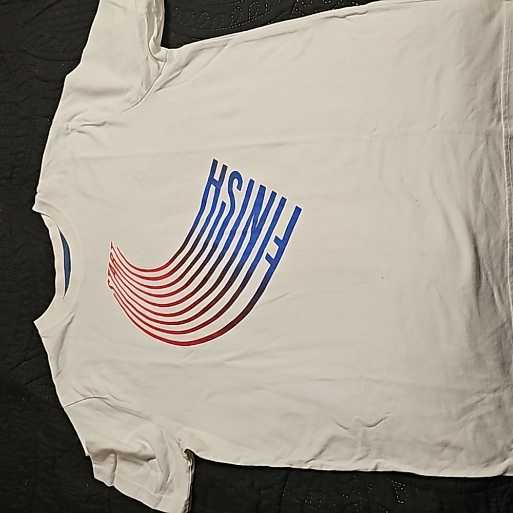 Graphic tee - Picture 1 of 1